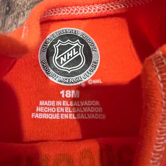 Philadelphia Flyers Onesie Bundle, 18 months - Picture 11 of 11